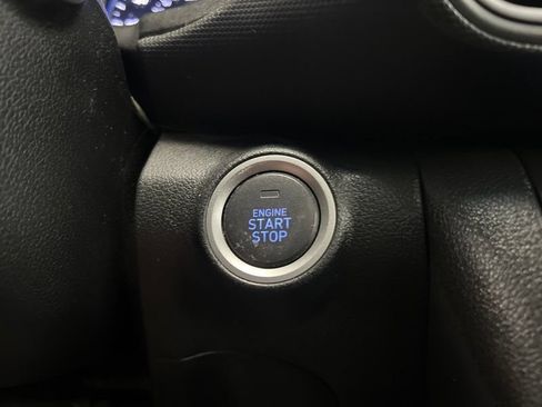Used 2021 Hyundai Kona SEL Plus w/ Cargo Package FWD image 28