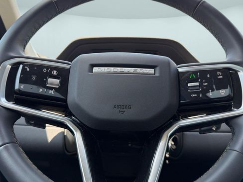 Certified 2025 Land Rover Discovery Sport S AWD/4WD image 17