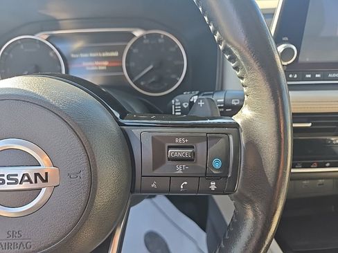 Used 2021 Nissan Rogue SL image 29