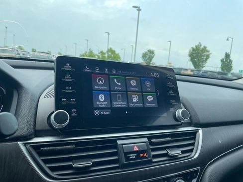 Used 2020 Honda Accord Touring image 15
