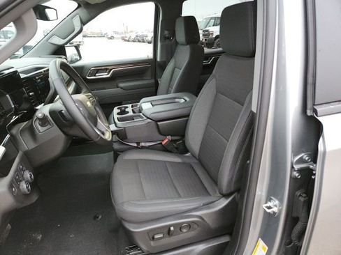 Certified 2025 Chevrolet Silverado 1500 LT image 17