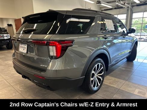 Used 2025 Ford Explorer ST-Line AWD/4WD image 13