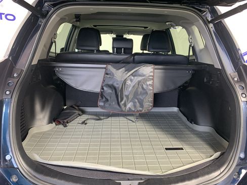 Used 2017 Toyota RAV4 Limited AWD/4WD image 34