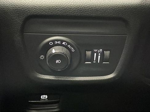 New 2026 Jeep Grand Cherokee Limited image 39