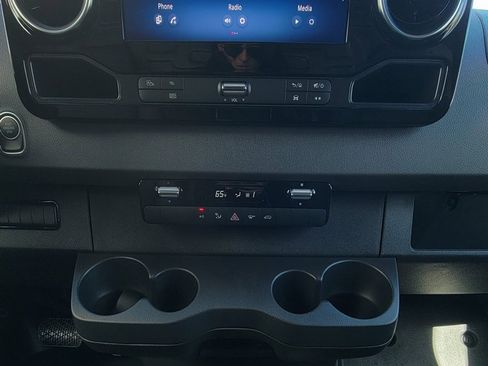 New 2025 Mercedes-Benz Sprinter 2500 image 12