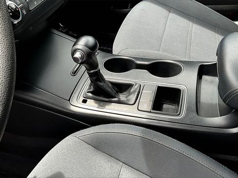 Used 2018 Kia Sorento L image 17