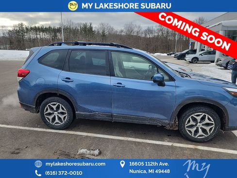 Certified 2023 Subaru Forester Premium image 4