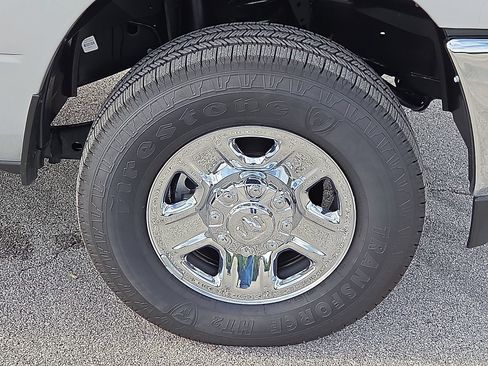 New 2026 RAM 2500 Tradesman w/ Chrome Appearance Group AWD/4WD image 7