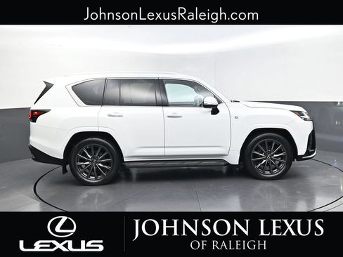 Used 2024 Lexus LX 600 F Sport AWD/4WD image 6