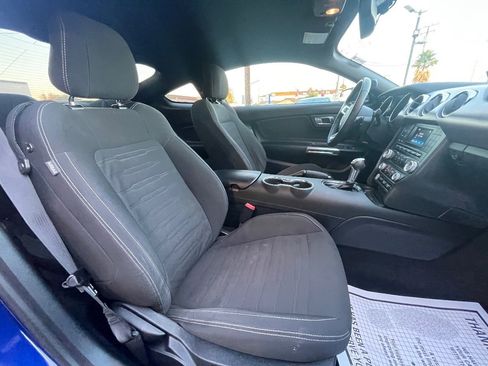 Used 2015 Ford Mustang Coupe image 13