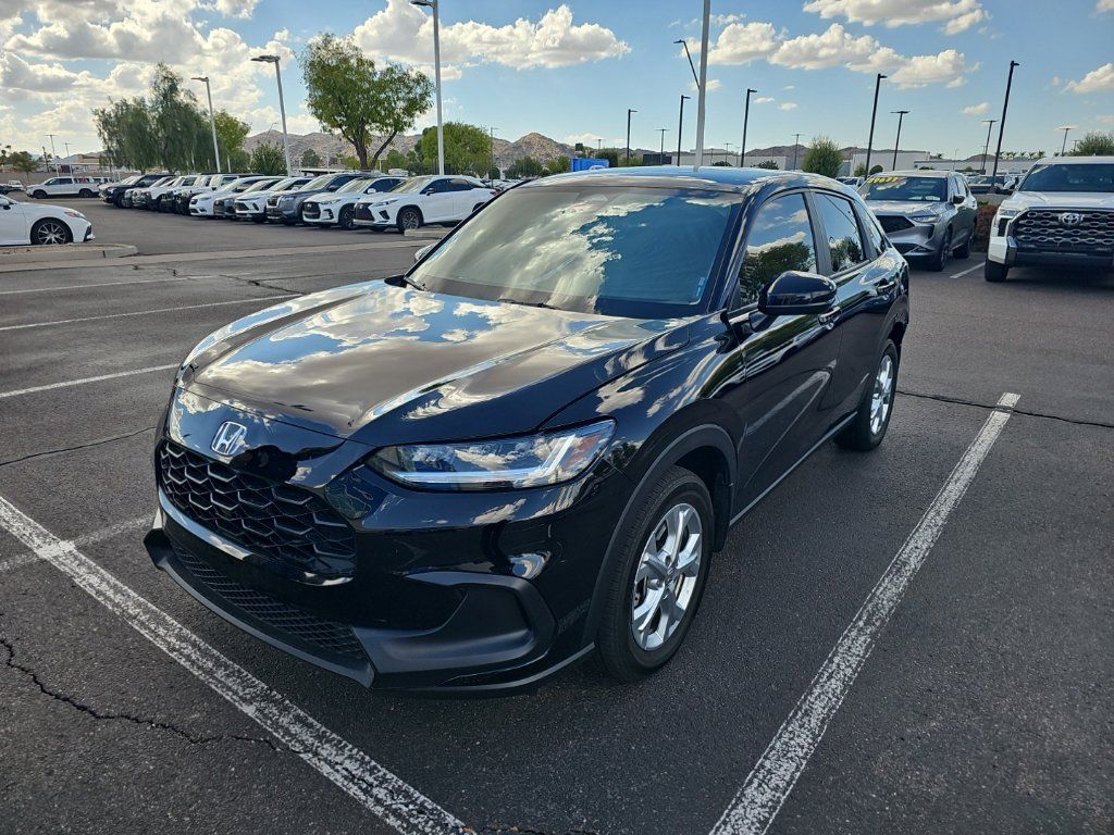 Used 2024 Honda HR-V LX image 4