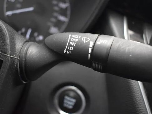 Used 2024 Toyota Corolla SE image 25