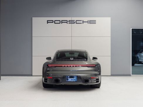 Certified 2024 Porsche 911 Carrera image 6