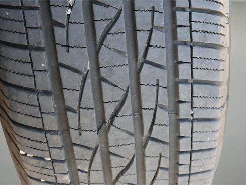 Used 2024 Toyota Tacoma SR image 10