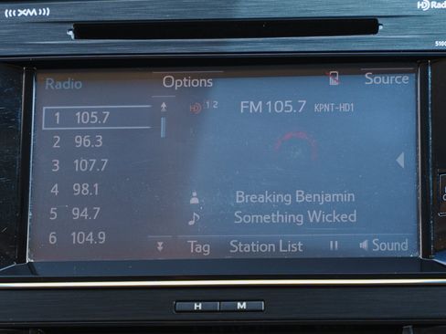 Used 2015 Toyota Avalon XLE Premium FWD image 13