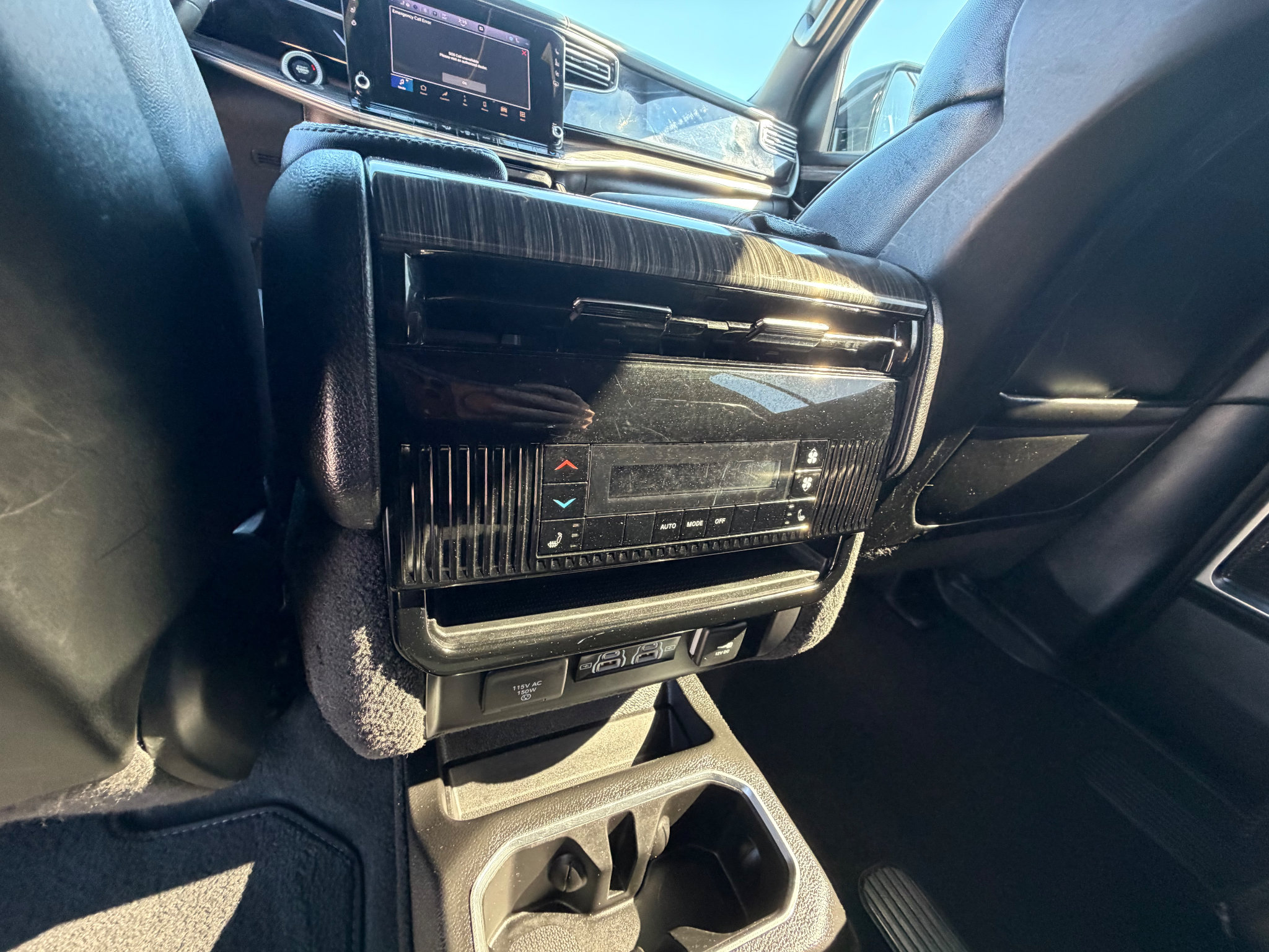Used 2022 Jeep Wagoneer Series III w/ Flexible Seating Group AWD/4WD image 14