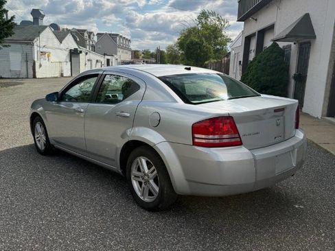Used 2009 Dodge Avenger R/T FWD image 5