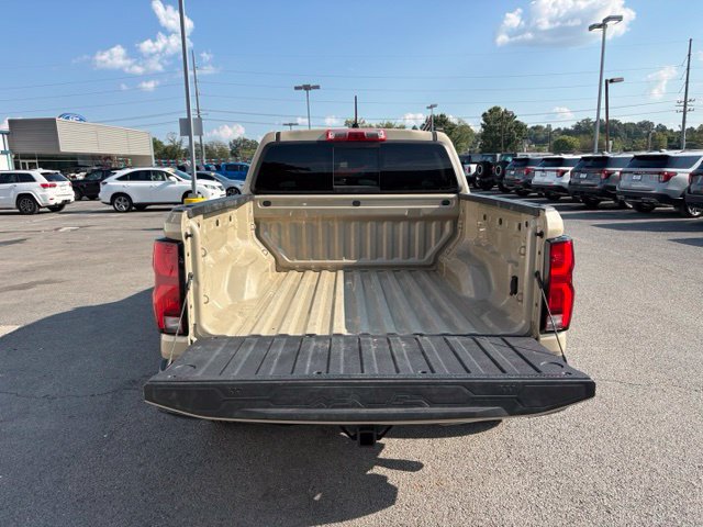 Used 2024 Chevrolet Colorado Z71 w/ LPO, Dark Essentials Package AWD/4WD image 27