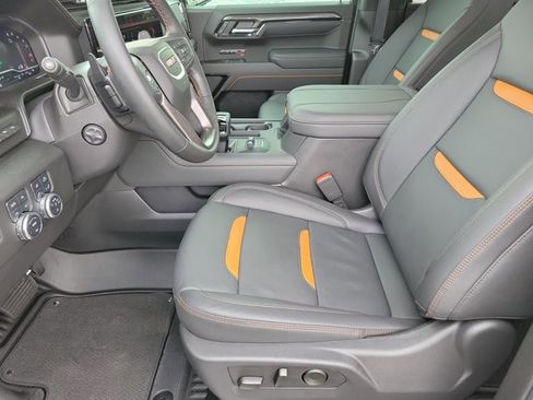 Used 2025 GMC Sierra 1500 AT4 w/ AT4 Premium Package image 12