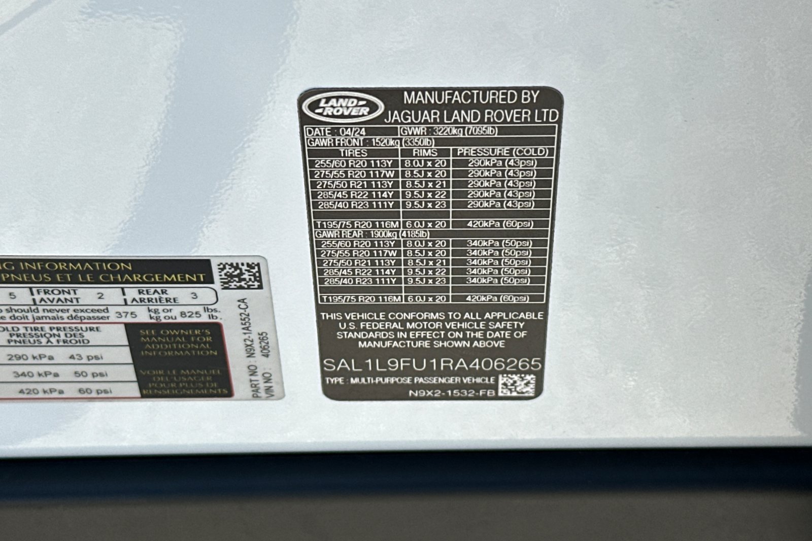 Used 2024 Land Rover Range Rover Sport Dynamic SE AWD/4WD image 38