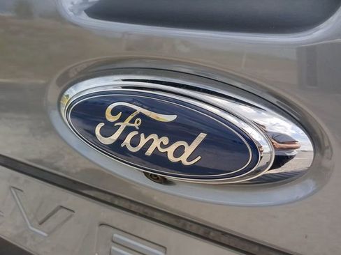 Used 2024 Ford Maverick XLT w/ XLT Luxury Package image 13