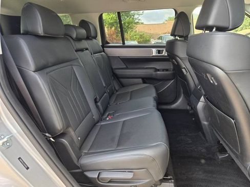 Used 2025 Hyundai Santa Fe SEL FWD image 26