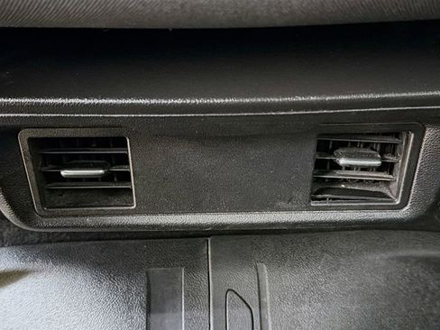 Used 2023 Chevrolet Silverado 2500 Custom w/ Custom Convenience Package image 32