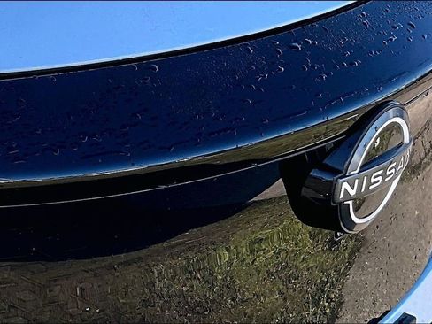 Used 2023 Nissan Ariya FWD image 33