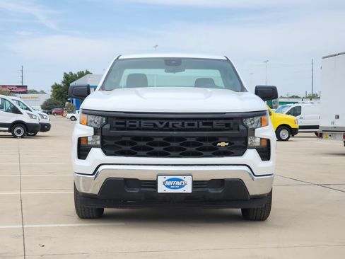 Used 2022 Chevrolet Silverado 1500 W/T RWD image 2