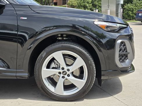 Certified 2025 Audi Q5 Premium Plus w/ Premium Plus image 13