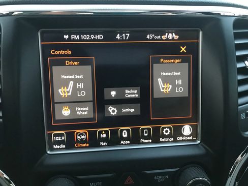 Used 2018 Jeep Grand Cherokee Limited image 23