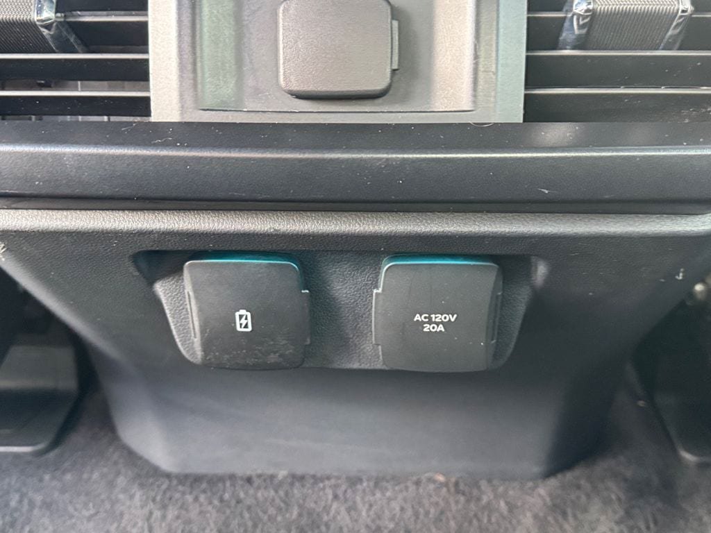 Used 2024 Ford F150 Raptor AWD/4WD image 15