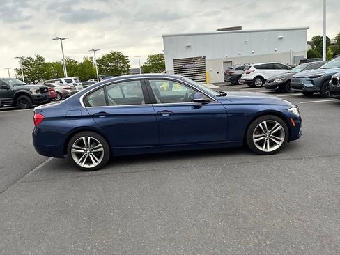 Used 2018 BMW 330i xDrive Sedan w/ Convenience Package AWD/4WD image 5