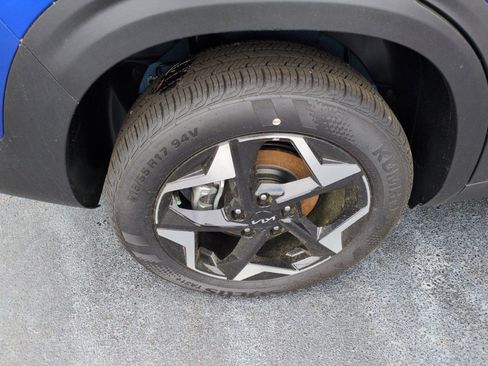 New 2026 Kia Seltos S AWD/4WD image 9