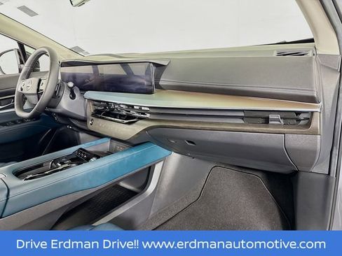 Certified 2025 Nissan Murano Platinum w/ Cargo Package image 26