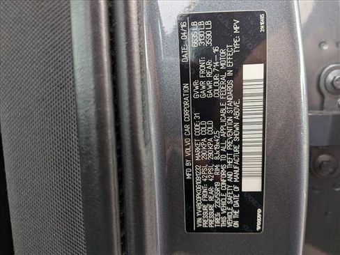 Used 2016 Volvo XC90 T8 Momentum w/ Vision Package image 24