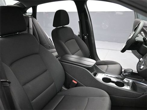 Used 2024 Chevrolet Malibu LT image 25