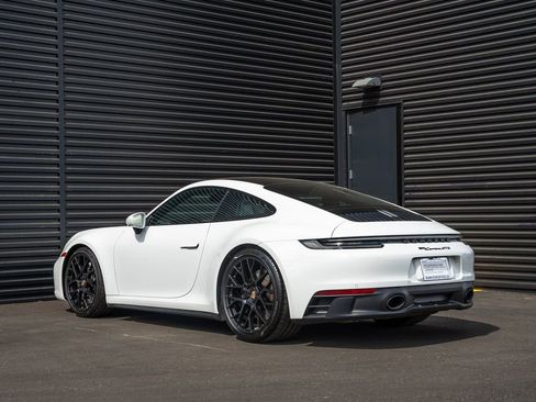 Certified 2024 Porsche 911 Carrera GTS RWD image 3