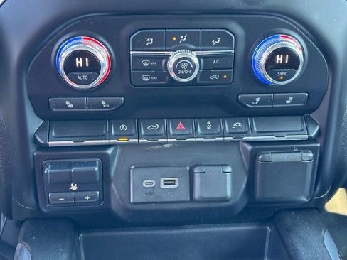 Used 2020 GMC Sierra 1500 Elevation w/ Elevation Value Package image 22