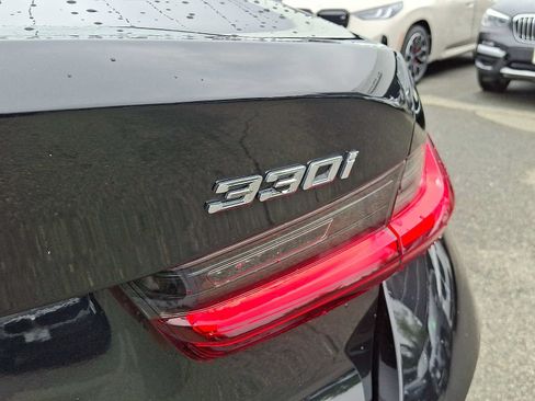 Used 2024 BMW 330i xDrive Sedan w/ Premium Package AWD/4WD image 30