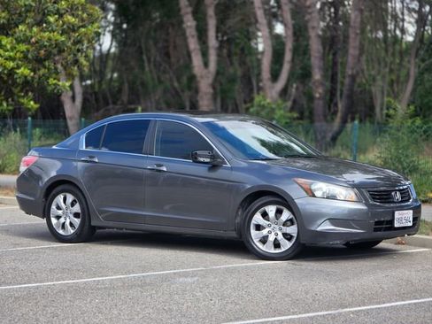 Used 2010 Honda Accord EX-L image 4
