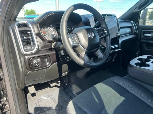 Used 2025 RAM 2500 Big Horn AWD/4WD image 30