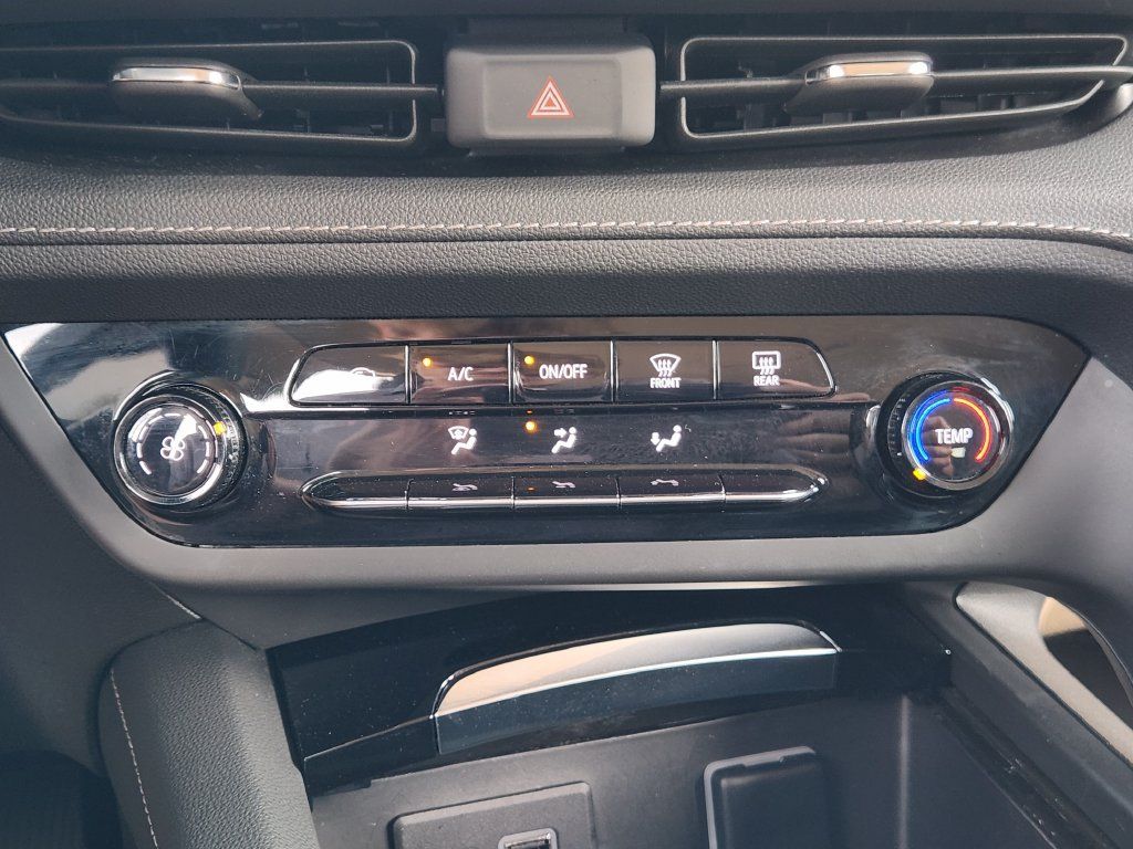 Used 2021 Buick Envision Preferred FWD image 19