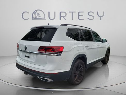 Used 2022 Volkswagen Atlas SE w/ Panoramic Sunroof Package FWD image 15