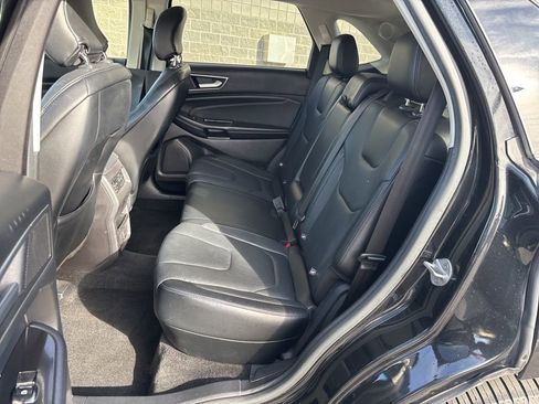 Used 2015 Ford Edge Titanium image 14