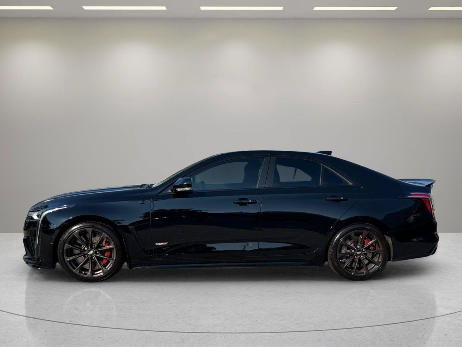 Used 2023 Cadillac CT4 V Blackwing w/ Driver Assist Package RWD image 2