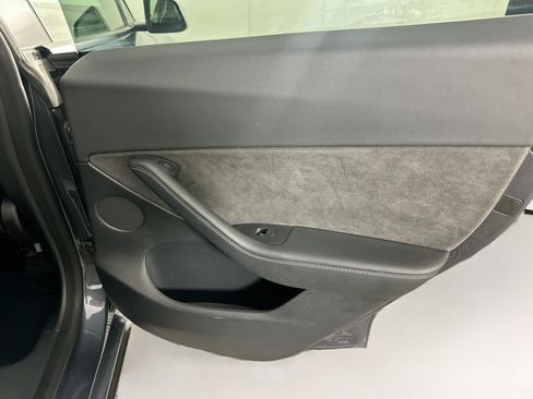 Used 2022 Tesla Model Y Performance AWD/4WD image 28