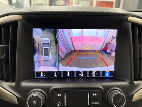 Used 2022 GMC Terrain Denali w/ Denali Premium Package image 19