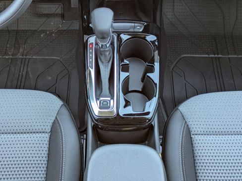 New 2026 Chevrolet Trax LT w/ Sunroof Package image 6