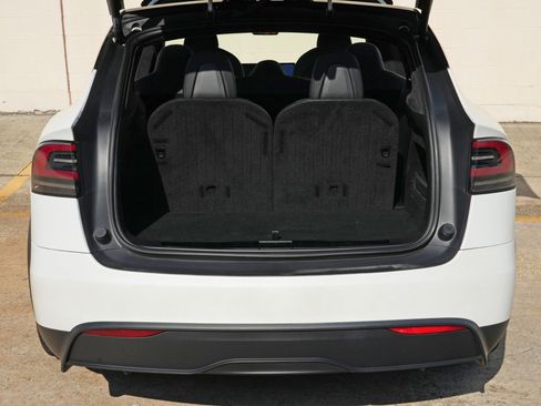 Used 2024 Tesla Model X AWD/4WD image 10